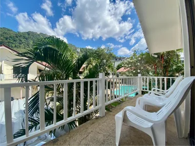 Camera Deluxe Tripla — V Beach Resort